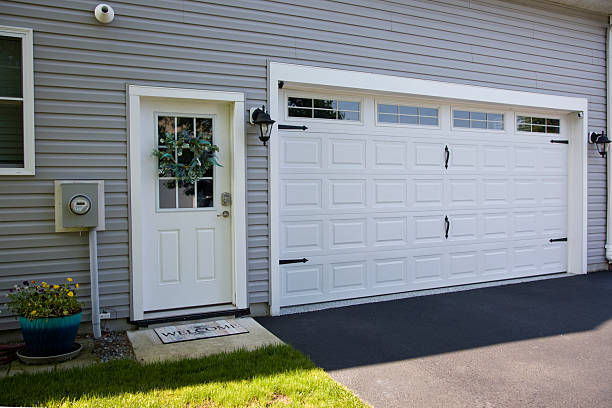24/7 Emergency Garage Door Roller Replacement experts in Custer County County, NE